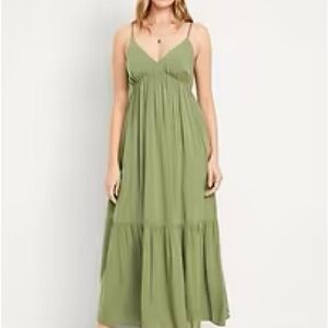 Old Navy Green Ruched Tiered Maxi Sundress